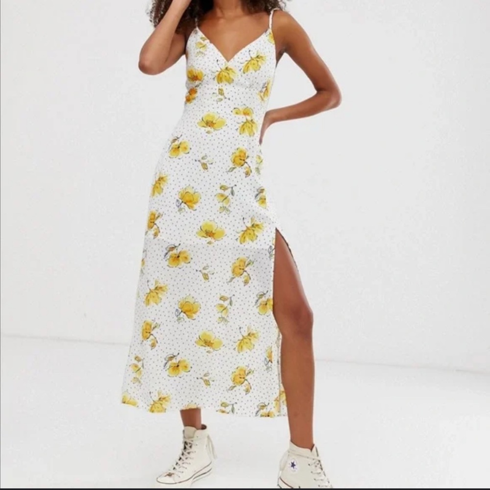 Abercrombie 
Size M
Beautiful dress